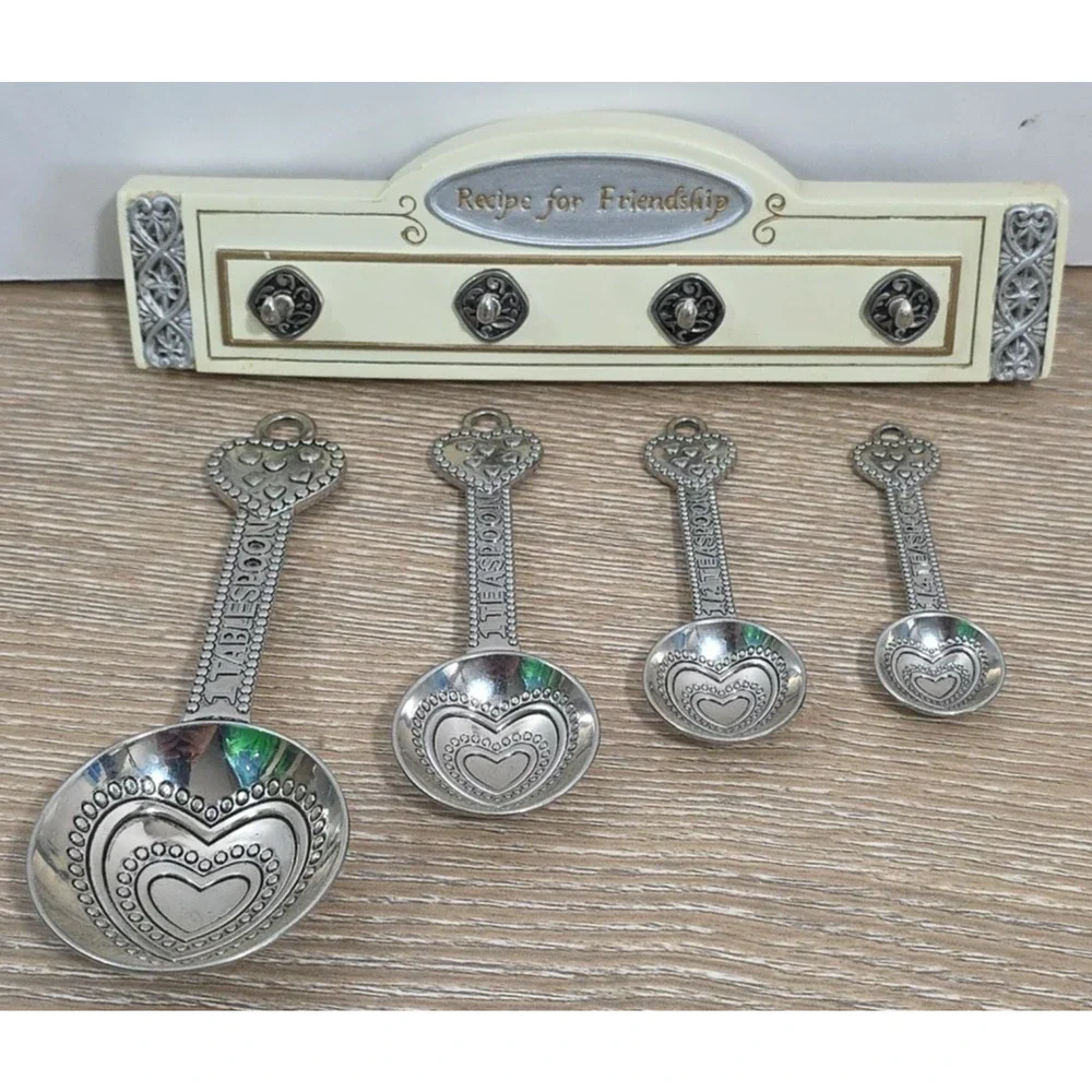Heart Themed 4 Piece‎ Measuring Spoon Set 1 TBLS, 1 TSP, 1/2 TSP, 1/4 TSP